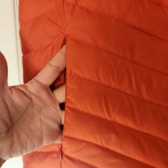 TALBOTS Down Puffer Tangerine Vest Women's Size Medium - Picture 4 of 15